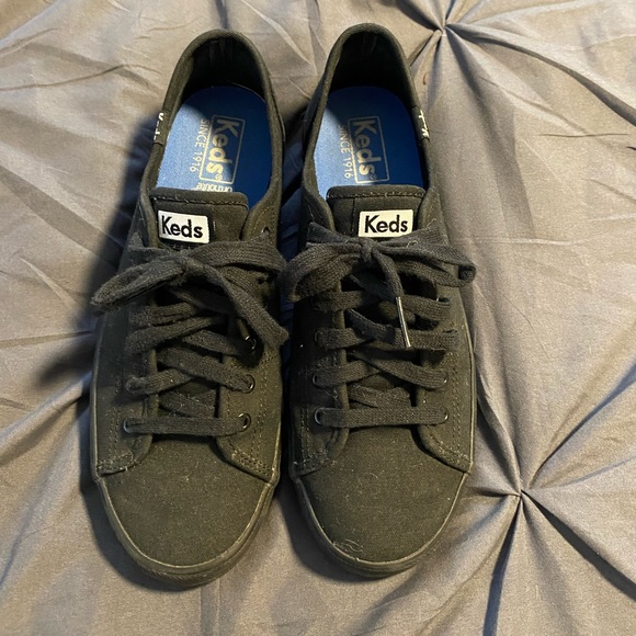 Like new KEDS! - Picture 1 of 4